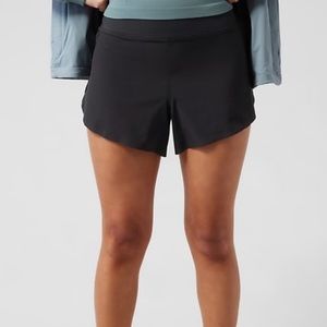 Athleta Run With It 3.5” Short